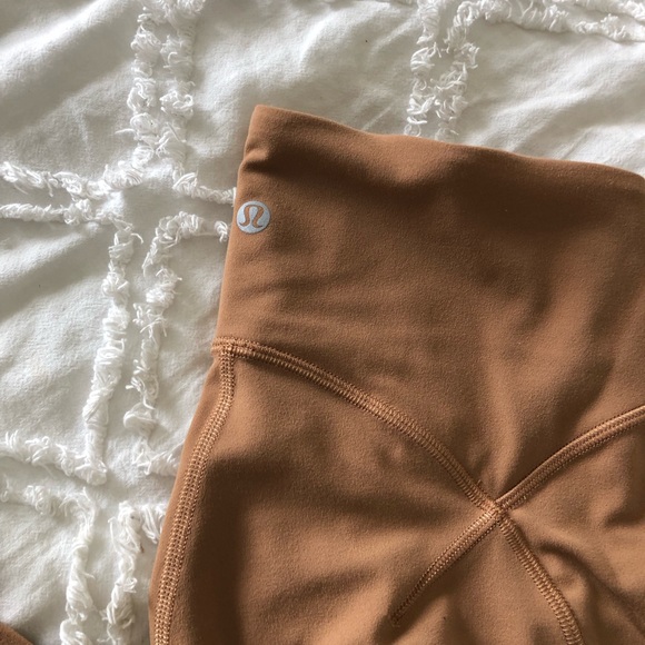 Lululemon Leggings, Size 6 - Picture 2 of 7